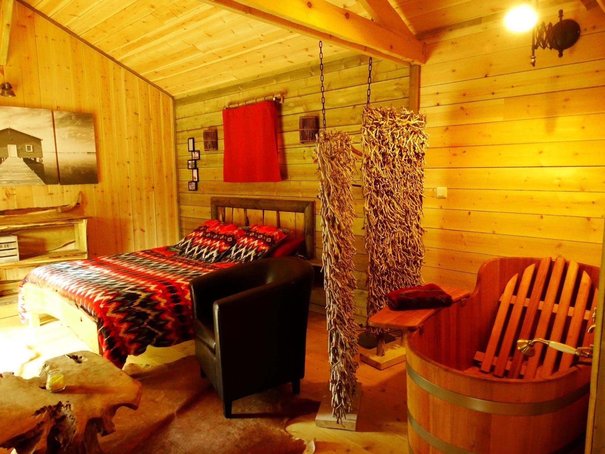 Hotel Etangs Du Moulin Suzy Habitación foto